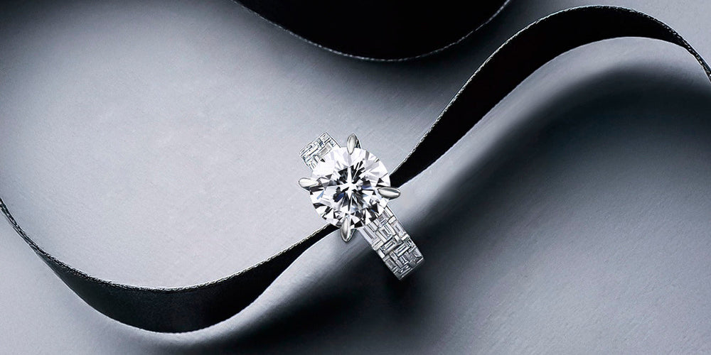 Cubism round brilliant diamond engagement ring by Stefano Canturi