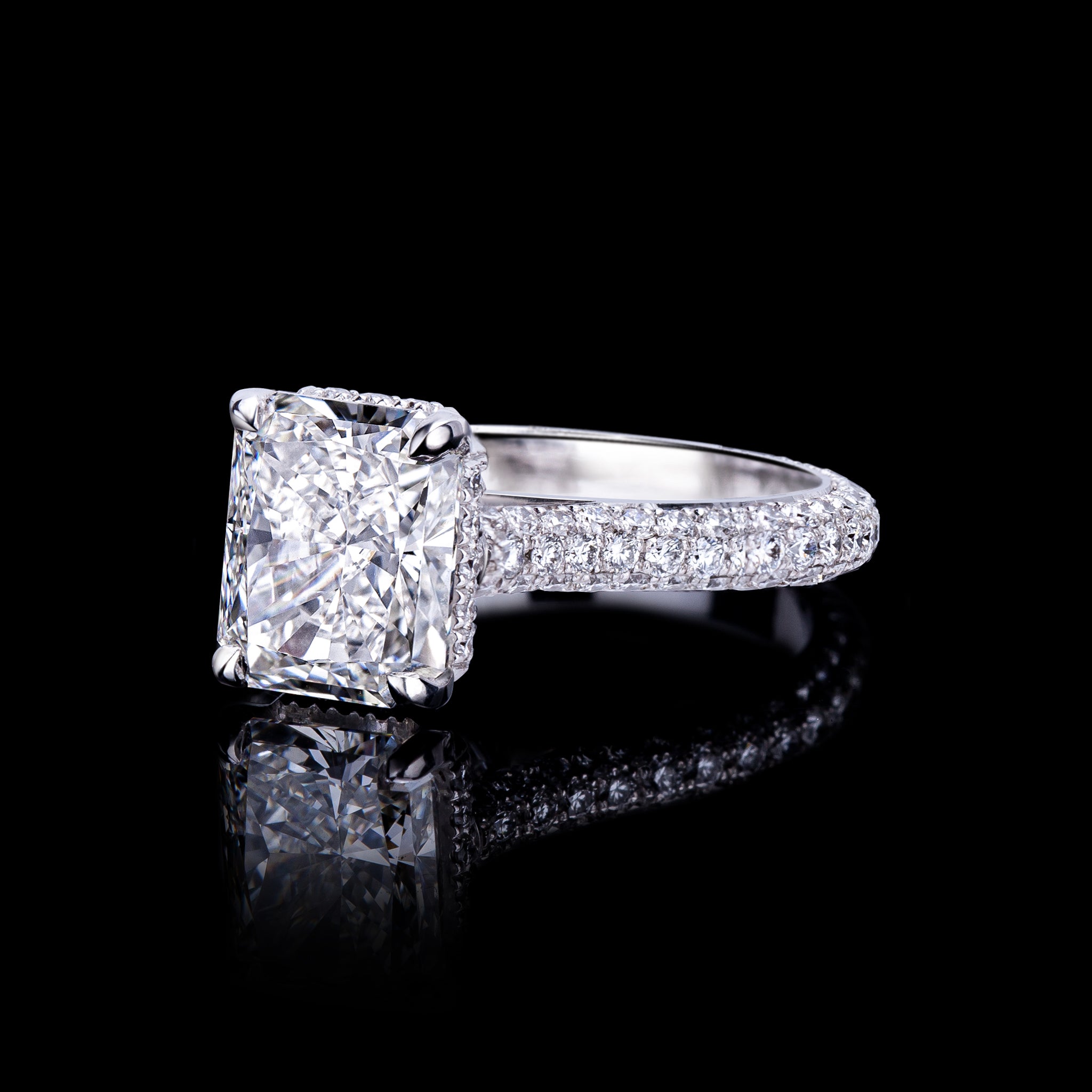 Venus 3.03ct Radiant diamond ring in 18ct white gold by Stefano Canturi