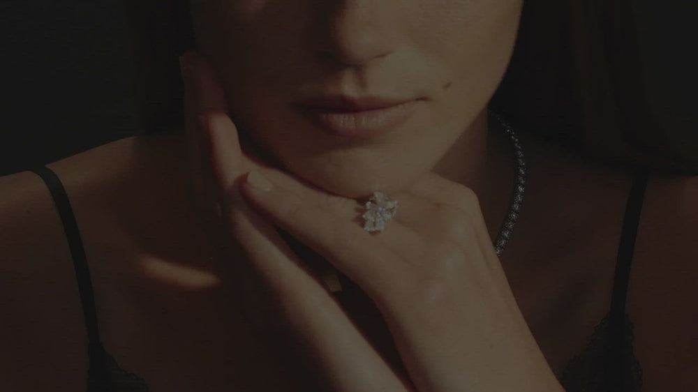 Primavera diamond and Zambian green emerald necklace by Stefano Canturi